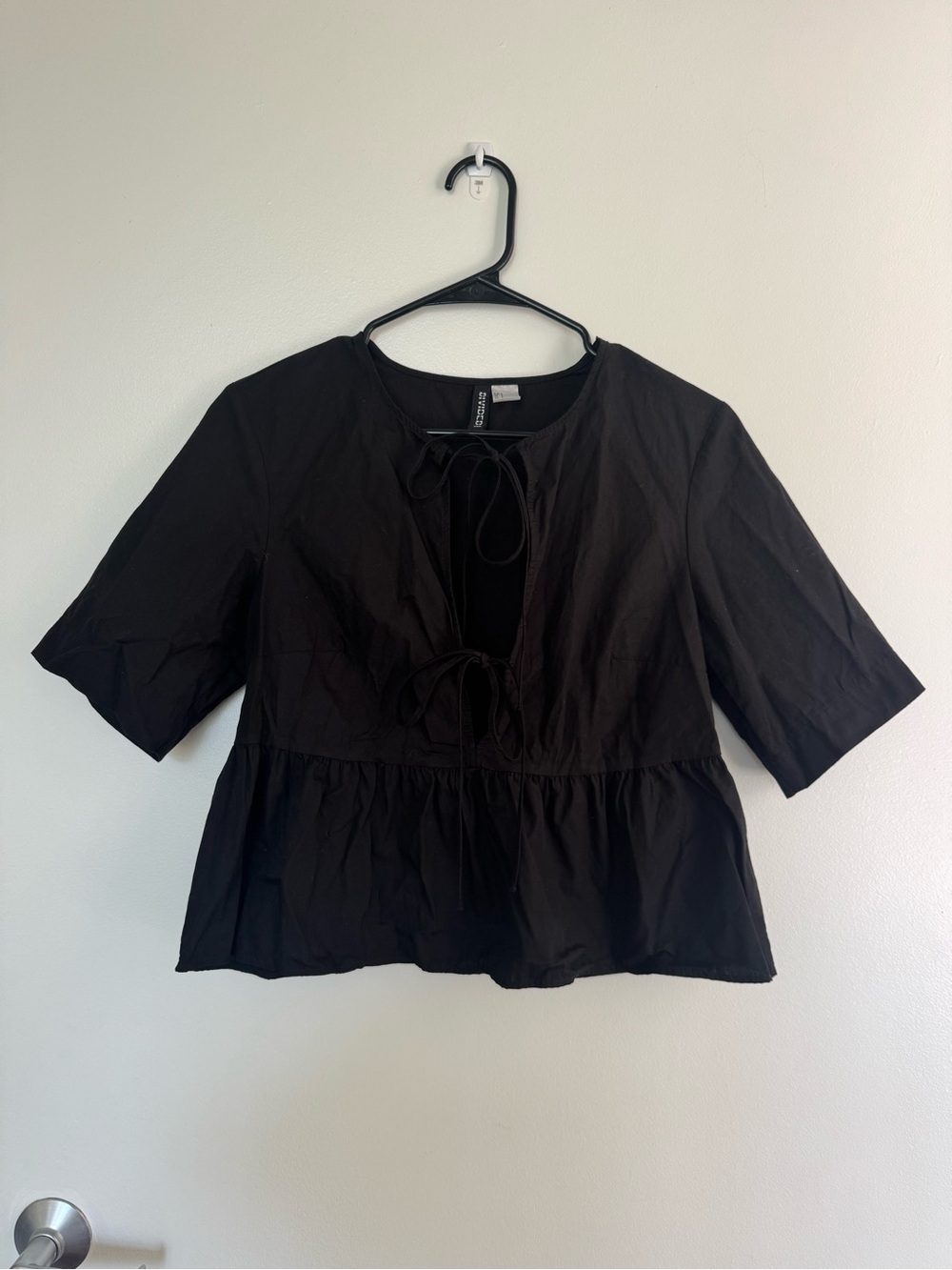 H&M Black Tie-Front Peplum Top - Women’s S